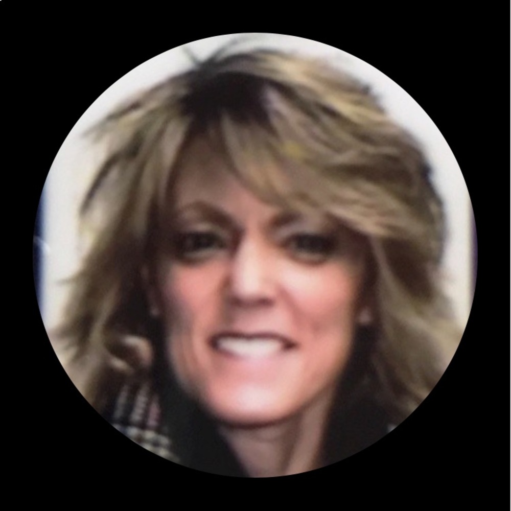 Meet your Posher, Leslie